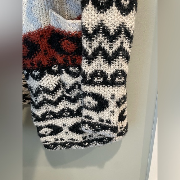 Abercrombie & Fitch Women's
Wool Alpaca Blend Hooded Cardigan Sweater-Size XS‎ - Picture 6 of 9